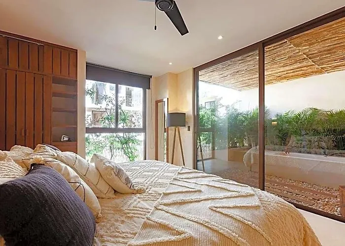 Encanto Luxe Jungle 10min Beachhot Tubking Appartement
